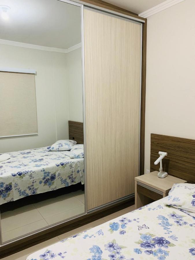 Residencial Lucia Silvestre Appartement Florianópolis Buitenkant foto